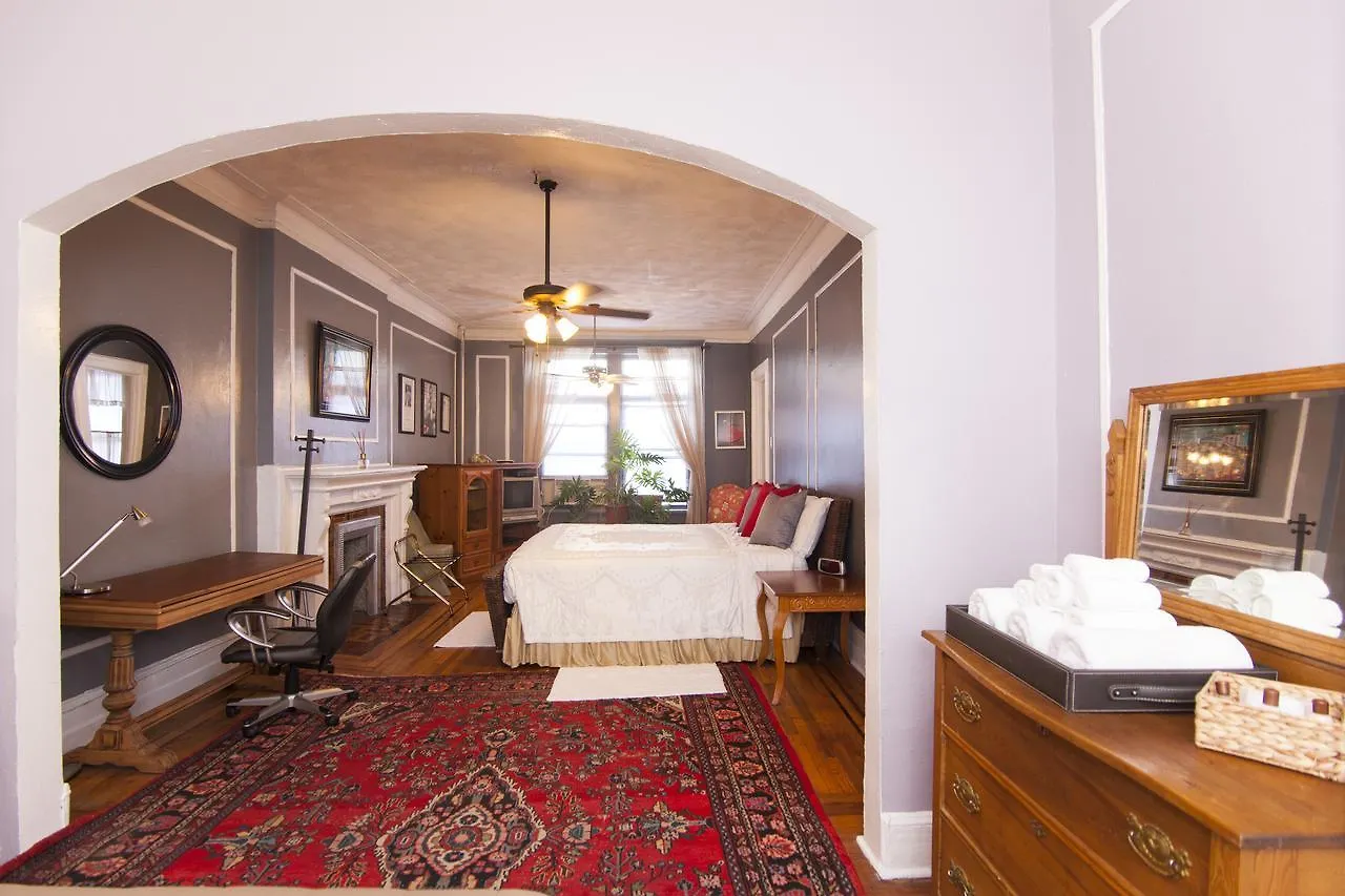 Saint Nicholas Inn New York Bed & Breakfast