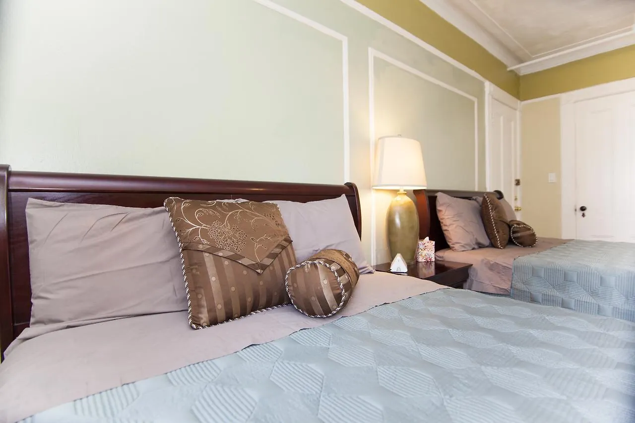 Saint Nicholas Inn New York Bed & Breakfast