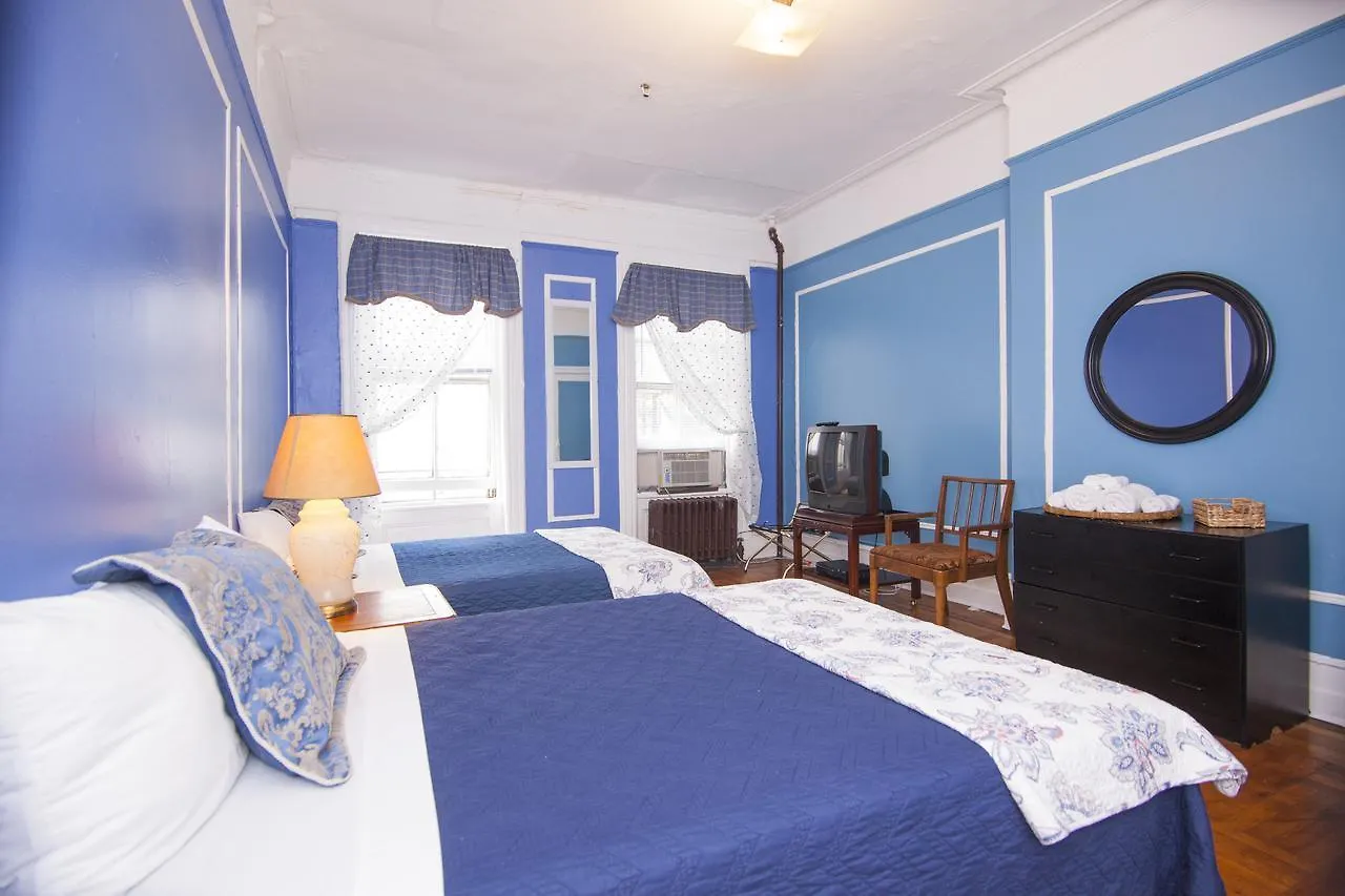 Saint Nicholas Inn New York 3*,